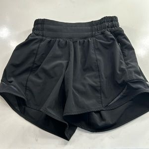 Lululemon black hotty hot shorts